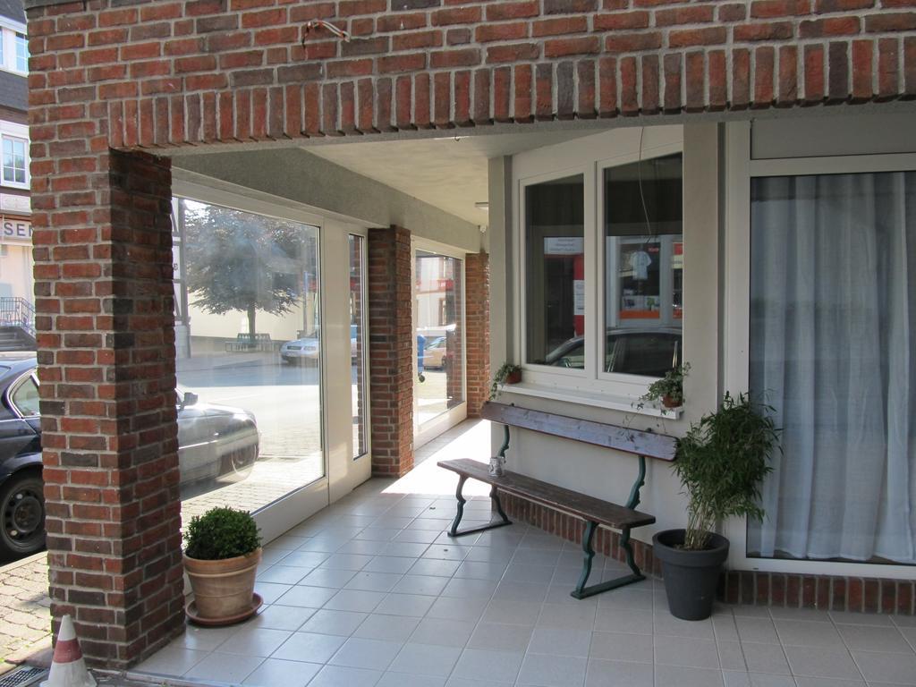 Zum Treppche Hotel Garni Gladenbach エクステリア 写真