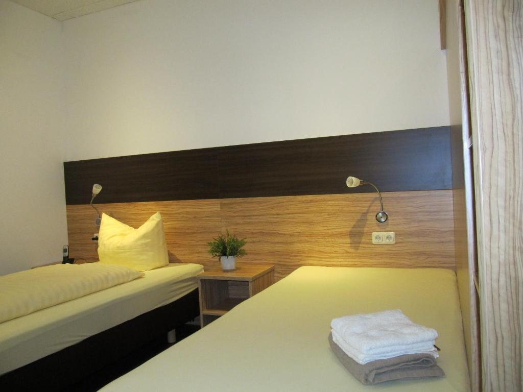 Zum Treppche Hotel Garni Gladenbach 部屋 写真